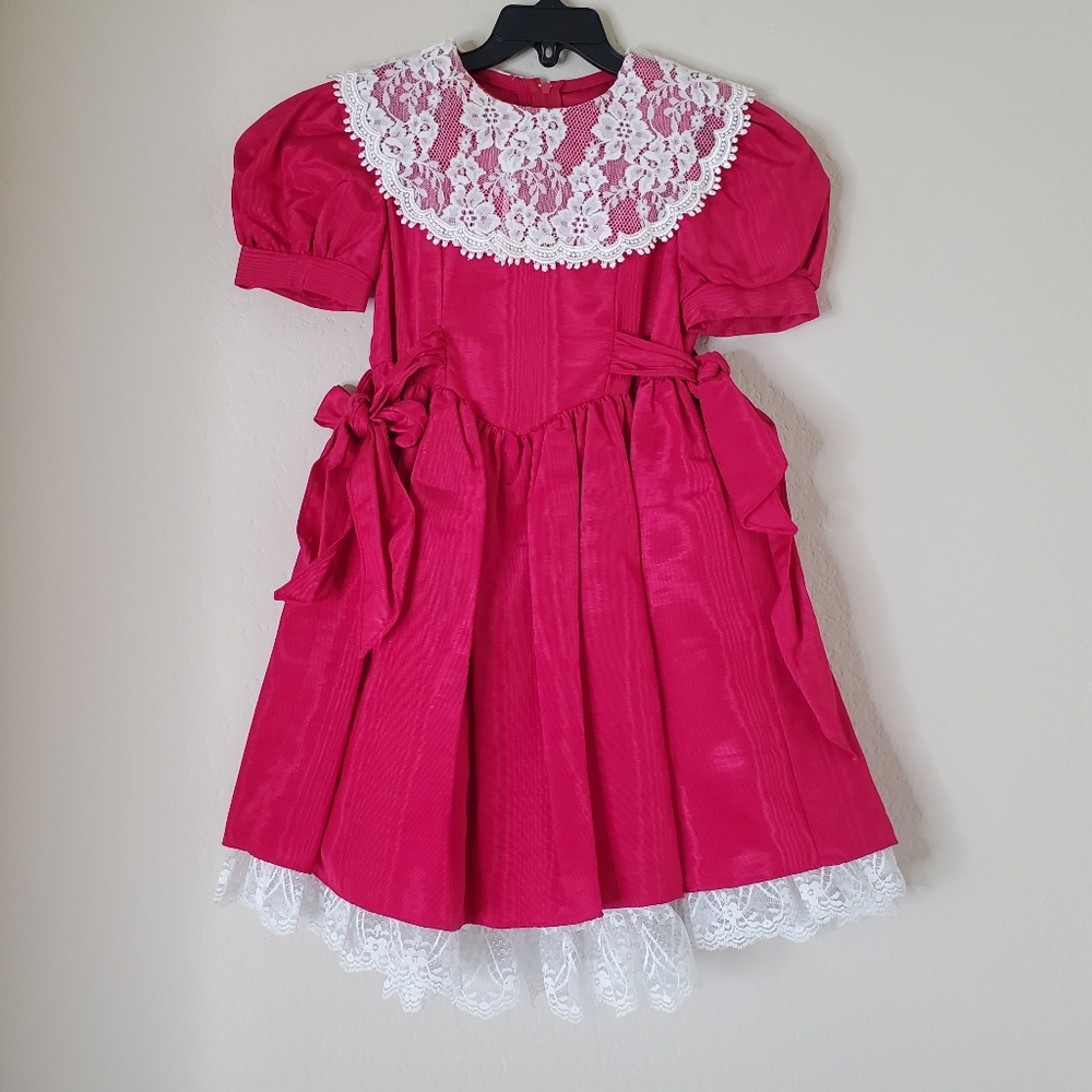 Jessica McClintock Gunne Sax Girls Dress Size 5 Magenta White Lace Trim
